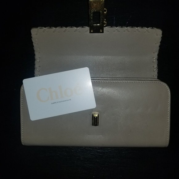 💞Neutral Chloe Long Wallet💞 - Picture 6 of 12